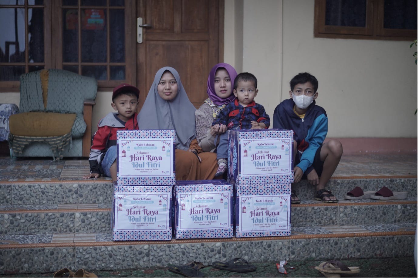 Berbagi Kado Lebaran